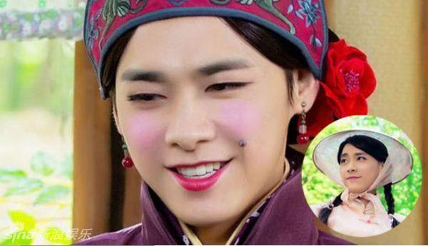 Nam thần h&oacute;a th&agrave;nh mỹ nữ: Người xinh như mộng, kẻ khiến fan cười như đi&ecirc;n - Ảnh 17.