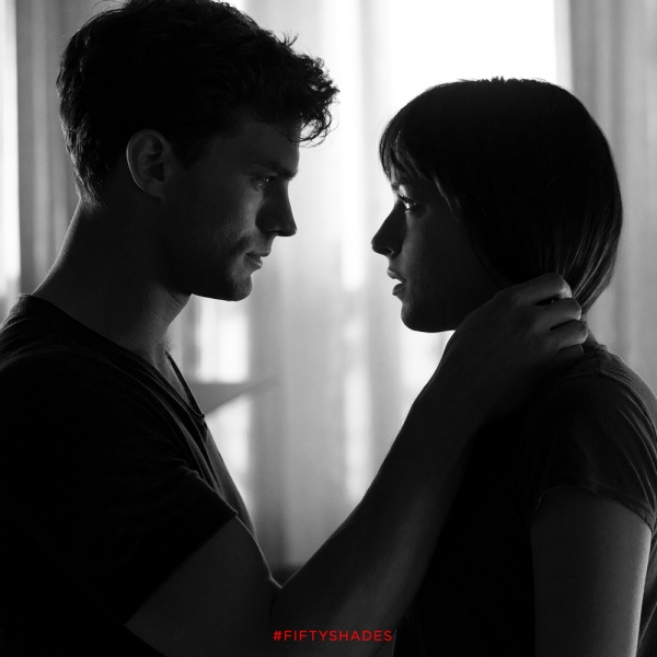 Dakota Johnson lộ diện cùng người tình mới trên phim trường Fifty Shades Darker - Ảnh 8.