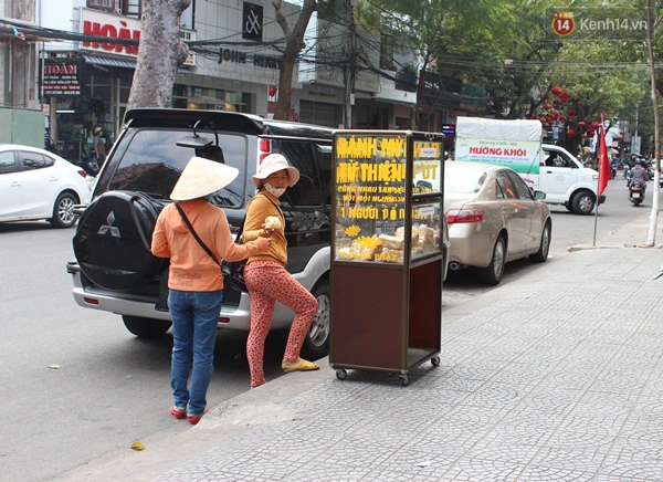 Sau Sài Gòn, Hà Nội, tủ bánh mì miễn phí đầu tiên đã xuất hiện tại Đà Nẵng - Ảnh 7.