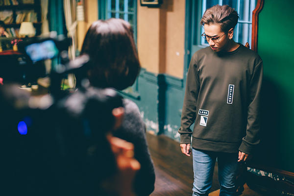 Miu L&ecirc; kh&oacute;c cạn nước mắt v&igrave; chuyện t&igrave;nh c&ugrave;ng học tr&ograve; của Only C - Ảnh 8.