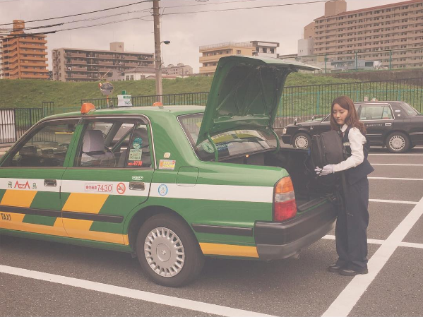 Đây chính là nữ tài xế taxi xinh đẹp và dễ thương nhất Nhật Bản! - Ảnh 4.