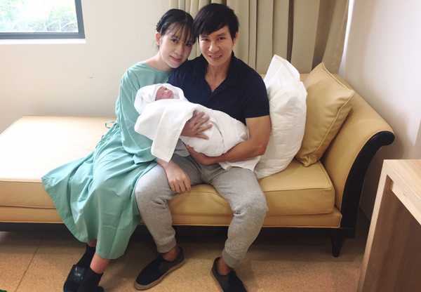 Vợ chồng Lý Hải hạnh phúc đón em bé thứ 4 chào đời - Ảnh 9.