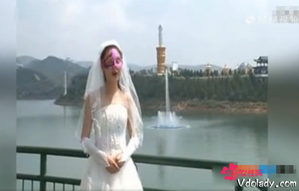 Fan cuồng mặc váy cưới tỏ tình với Ảnh Đế Trung Quốc bị cắm sừng - Ảnh 2.