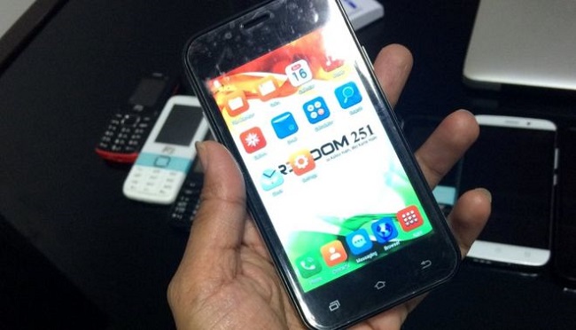 Cận cảnh chiếc smartphone c&oacute; gi&aacute; chưa tới trăm ngh&igrave;n đồng - Ảnh 5.