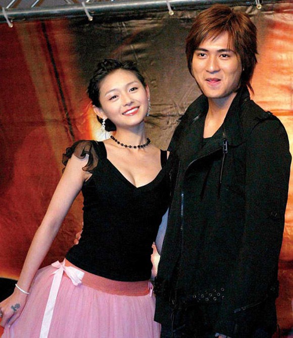 Chuyện t&igrave;nh y&ecirc;u showbiz Hoa ngữ: T&igrave;nh cũ của người n&agrave;y trở th&agrave;nh nửa kia của kẻ kh&aacute;c - Ảnh 9.