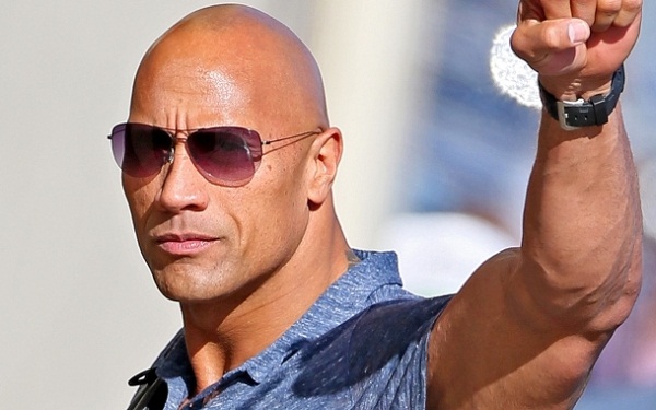 The Rock hạ gục Robert Downey Jr. để trở thành diễn viên có tổng cát-xê cao nhất thế giới - Ảnh 1.