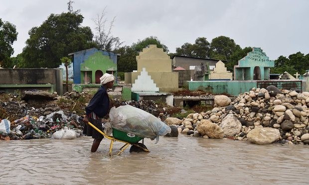 Số nạn nhân chết vì bão mặt quỷ Matthew ở Haiti đã lên 800 người - Ảnh 6.
