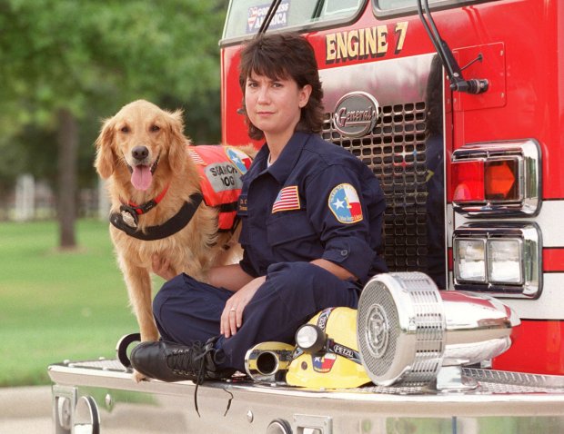 Vĩnh biệt chú chó anh hùng cuối cùng trong thảm họa 11/9 kinh hoàng của nước Mỹ - Ảnh 4.