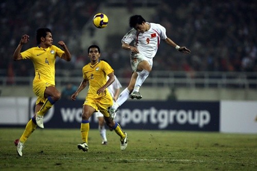 Vỡ òa cảm xúc khi xem lại những khoảnh khắc lịch sử Việt Nam vô địch AFF Cup 2008 - Ảnh 6.