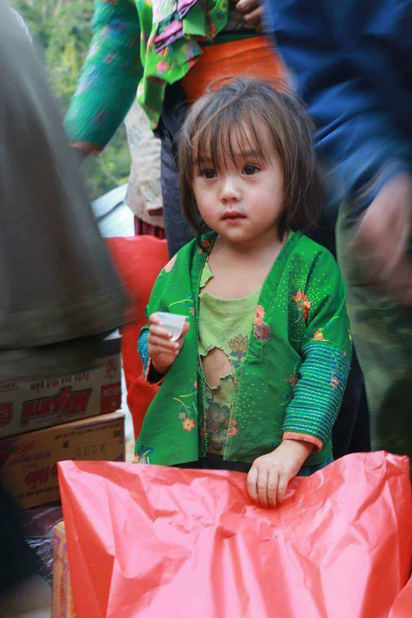 Hình ảnh đáng yêu của trẻ em Việt Nam