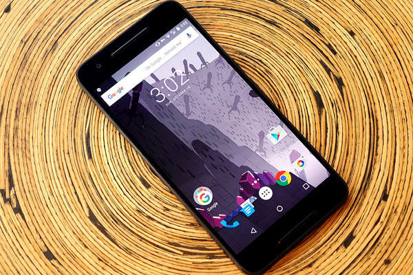 9 smartphone Android đáng đồng tiền bát gạo nhất hiện tại - Ảnh 2.