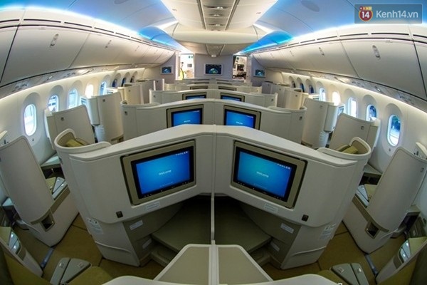 Hình ảnh đầu tiên về chiếc máy bay Boeing 787 của VNA vừa có màn trình diễn ấn tượng tại Mỹ - Ảnh 5.