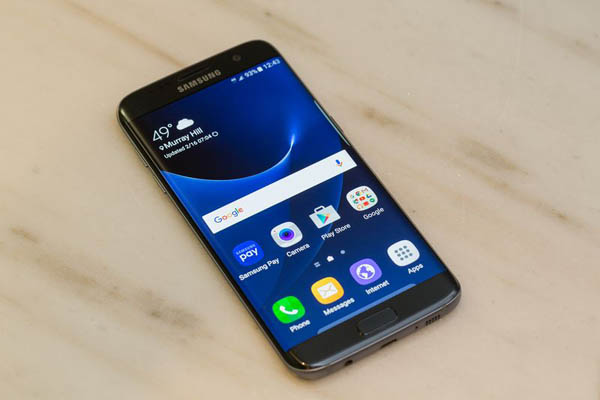 Samsung Galaxy S7 có giá khởi điểm gần 16,5 triệu đồng tại Việt Nam - Ảnh 1.
