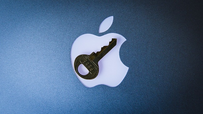 Apple treo thưởng đến 200.000 USD cho ai tìm ra lỗ hổng trong phần mềm của họ - Ảnh 1.