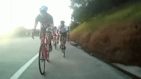 14 tai nạn khó đỡ của các tay đua xe đạp nghiệp dư - Ảnh 9.