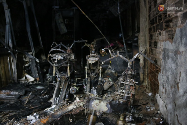 Vụ cháy nhà trong hẻm ở Sài Gòn: Xác định danh tính 6 người trong một gia đình thiệt mạng - Ảnh 2.