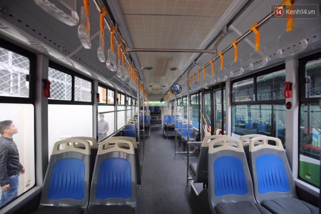 Xe bu&yacute;t nhanh BRT ở H&agrave; Nội ch&iacute;nh thức đi v&agrave;o vận h&agrave;nh sau thời gian thử nghiệm - Ảnh 5.