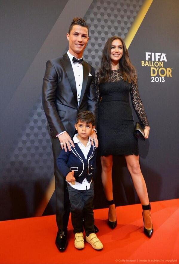 Có một Cristiano Ronaldo rất hiếu thảo với gia đình - Ảnh 2.