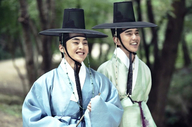 Bộ Tứ Lừa Đảo: Yoo Seung Ho - Chàng Robinhood có nụ cười rạng rỡ nhất xứ Hàn - Ảnh 3.