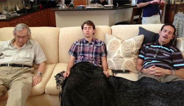 15 bức ảnh chứng minh định luật cha nào con nấy chưa bao giờ sai - Ảnh 9. 15 bức ảnh chứng minh định luật cha nào con nấy chưa bao giờ sai - Ảnh 9.