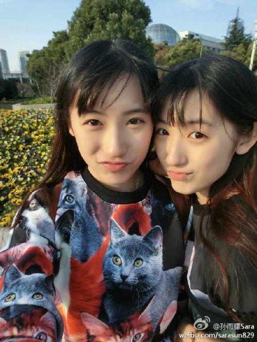 Cặp sinh đôi xinh đẹp nổi tiếng nhất Trung Quốc vừa cùng dắt tay nhau vào Harvard - Ảnh 9.