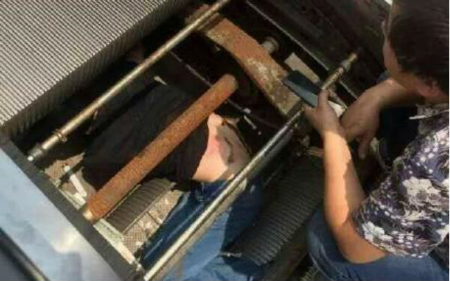 Thang cuốn nuốt người &ndash; thảm kịch kh&ocirc;ng c&oacute; hồi kết tại Trung Quốc - Ảnh 1.