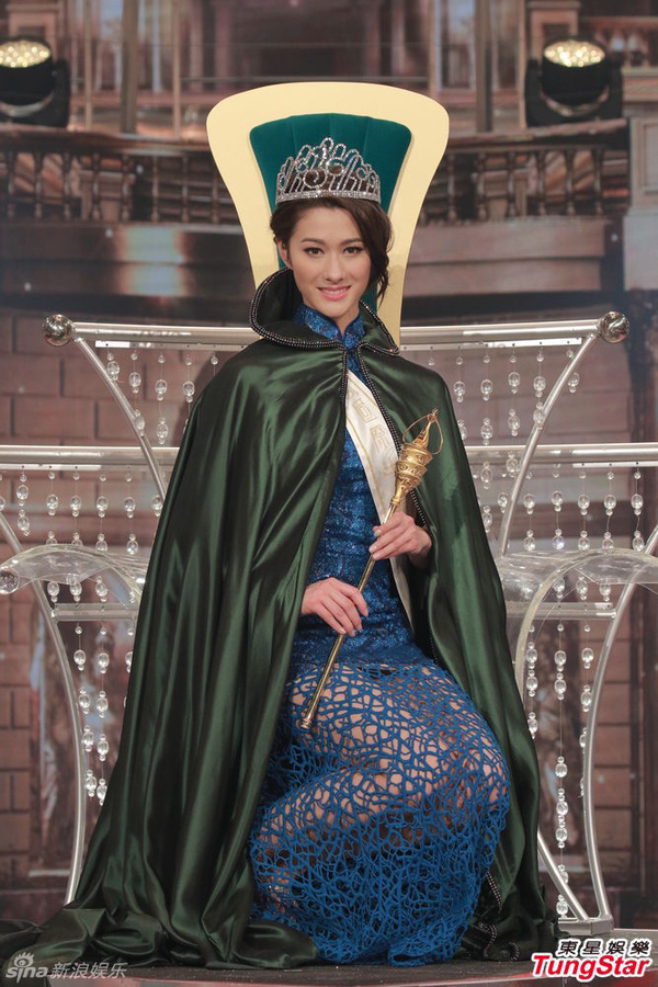 Những Hoa hậu từng khiến netizen dậy sóng vì nhan sắc xấu phát hờn - Ảnh 33.