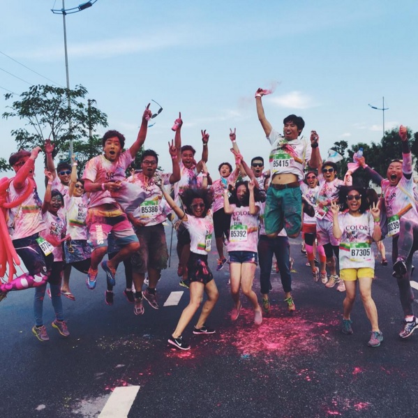 Tại sao Color Me Run luôn thu hút giới trẻ cả 3 miền? - Ảnh 24.