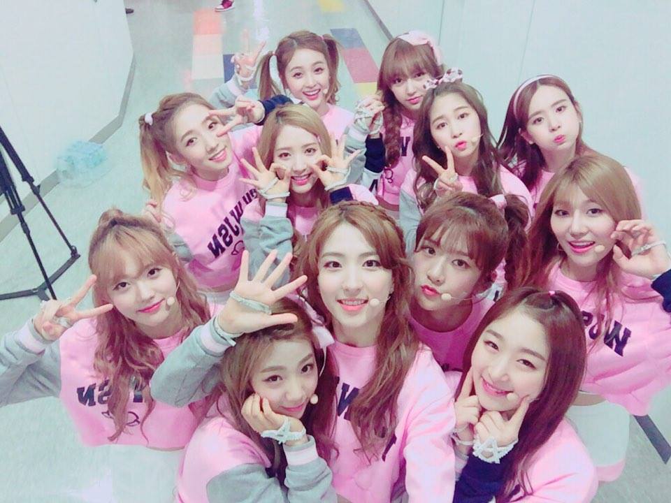 WJSN (Cosmic Girls) vừa tung MV Happy đã bị nghi đạo MV của girl group Jpop