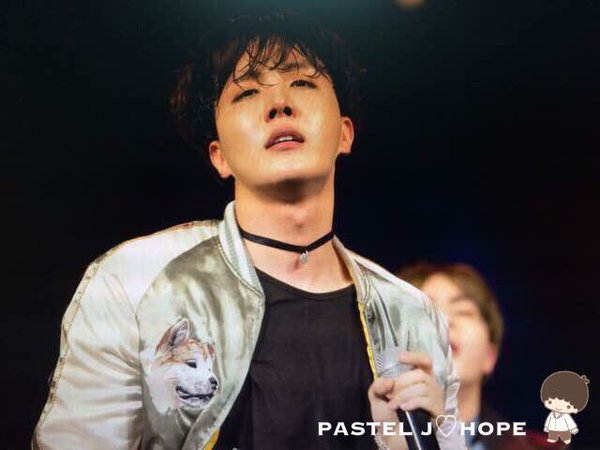 Những h&igrave;nh ảnh giao cảm kh&oacute; qu&ecirc;n của BTS, Mamamoo v&agrave; rapper Basick c&ugrave;ng fan Việt - Ảnh 22.