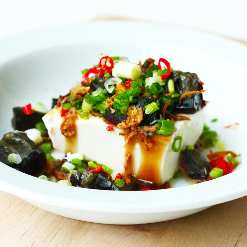 Công thức đậu hũ sốt trứng bắc thảo chỉ 5 là xong - Ảnh 9. Công thức đậu hũ sốt trứng bắc thảo chỉ 5 là xong - Ảnh 9.