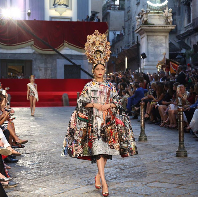 Dolce&Gabbana tổ chức lễ hội, cho đăng quang luôn Hoa hậu trên sàn diễn - Ảnh 4.