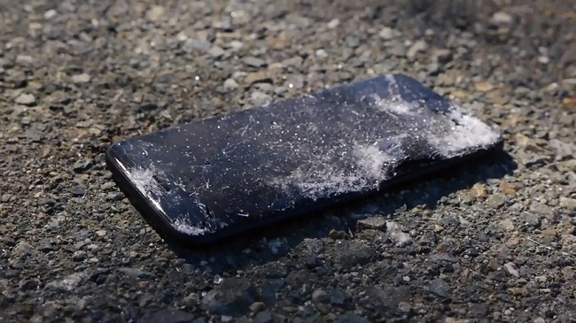 Rảnh rỗi sinh nông nổi, thanh niên đem iPhone 7 nghịch với thuốc nổ và cái kết đắng lòng - Ảnh 5.