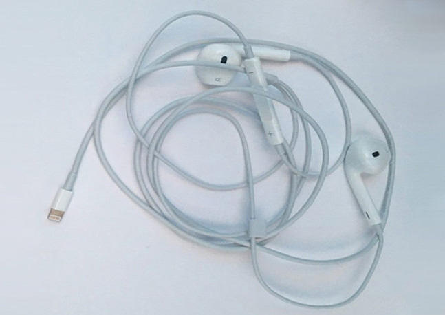iPhone 7 sẽ được bán ra kèm loại tai nghe nào? - Ảnh 2.