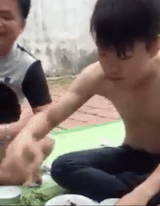 Đừng bao giờ uống bia theo cách này chuyện không hay sẽ xảy ra đấy - Ảnh 1. Đừng bao giờ uống bia theo cách này chuyện không hay sẽ xảy ra đấy - Ảnh 1.