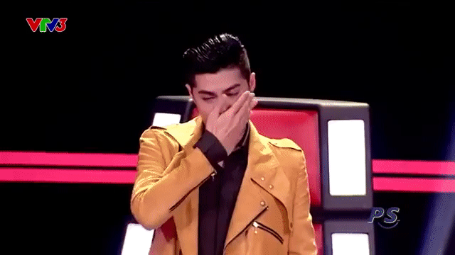 The Voice Kids: Noo Phước Thịnh rơi nước mắt khi nghe hot boy nh&iacute; h&aacute;t về mẹ - Ảnh 4.