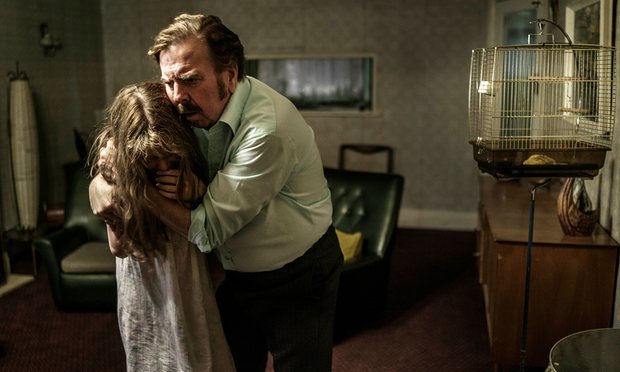 Khám phá series The Enfield Haunting, một góc nhìn khác về câu chuyện trong The Conjuring 2 - Ảnh 5.