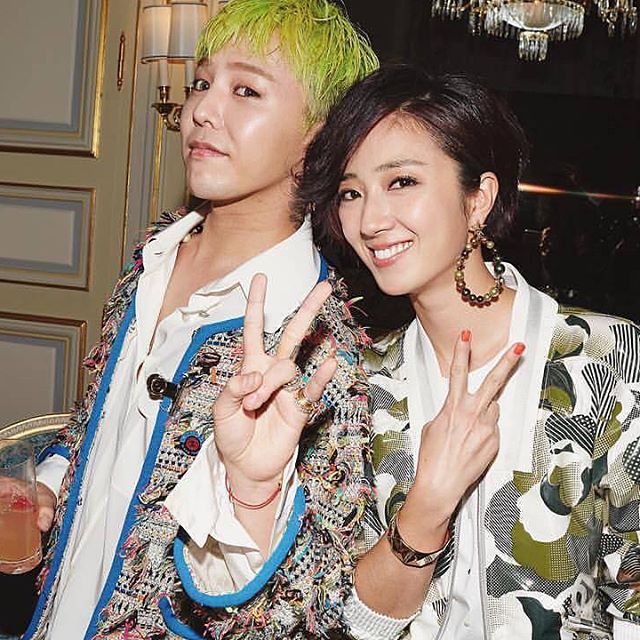 Xanh lá mạ? Không sao, G-Dragon vẫn cân được tất! - Ảnh 2. Xanh lá mạ? Không sao, G-Dragon vẫn cân được tất! - Ảnh 2.