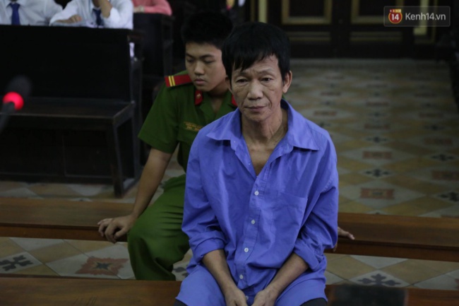Vụ án mạng bố vợ giết con rể rồi chở xác ra công an đầu thú, bị cáo Nam có thể bị phạt tù 2 năm - Ảnh 2.