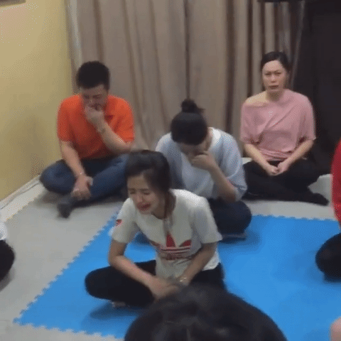 Cười ra nước mắt với giờ học... kh&oacute;c của lớp đ&agrave;o tạo diễn vi&ecirc;n - Ảnh 2.