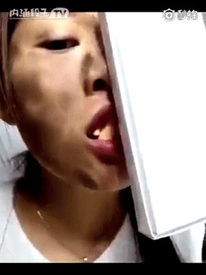 Không cần PTTM đâu, trang điểm thôi cũng khiến con gái biến hình vi diệu lắm rồi! - Ảnh 2.