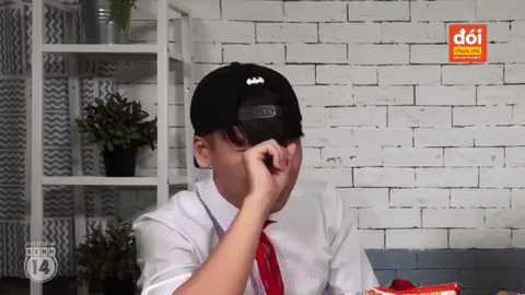 Đói chưa nhỉ? tập 4: Vlogger triệu fan Huy Cung siêu đáng yêu khi liên tục bị ăn kẹo thối - Ảnh 7.