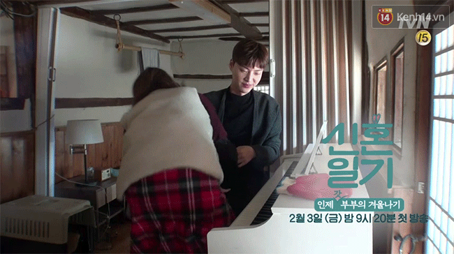 Vợ chồng nàng cỏ Goo Hye Sun và Ahn Jae Hyun lộ clip hôn mùi mẫn - Ảnh 8.