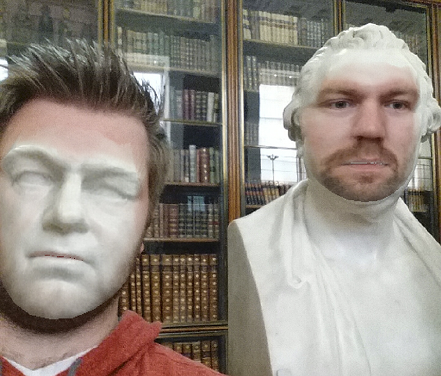 Ho&aacute;n đổi khu&ocirc;n mặt với người kh&aacute;c xưa rồi, thanh ni&ecirc;n n&agrave;y c&ograve;n h&oacute;a th&agrave;nh... danh nh&acirc;n cổ đại - Ảnh 9.