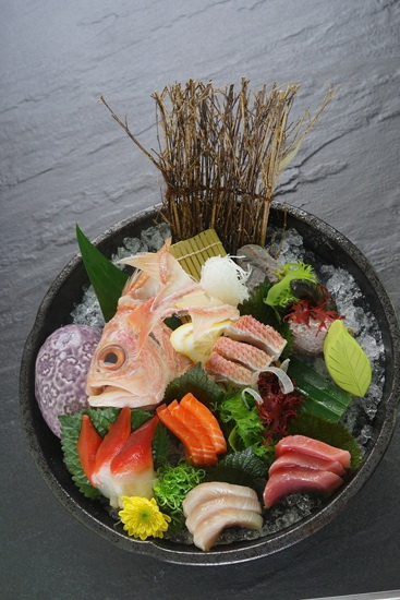 Trải nghiệm ẩm thực Nhật Bản đẳng cấp Sushi Master - Ảnh 3.