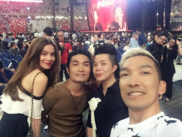 Hồ Ngọc Hà vui vẻ sang Singapore xem show Madonna cùng bạn bè - Ảnh 1.