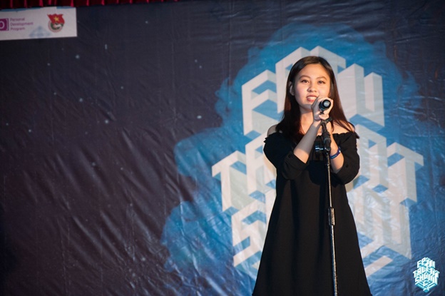 Đến hẹn lại lên, FPTU Talent Show (2016) đã quay trở lại với vô số tiết mục đặc sắc và ấn tượng! - Ảnh 20.