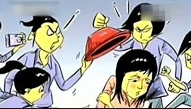 2 nữ sinh ở Nghệ An bị đánh hội đồng dã man vì không trả lời tin ...