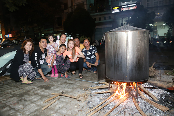 Mỹ Tâm giao lưu trực tuyến hướng dẫn fan làm bánh ngày Tết - Ảnh 6.