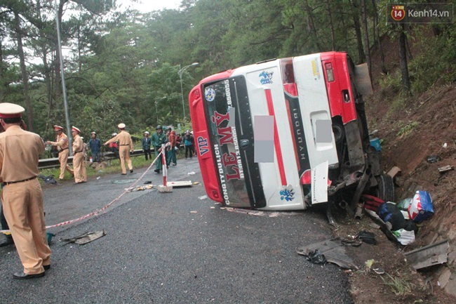 Chùm ảnh: Hiện trường vụ tai nạn xe khách thảm khốc tại đèo Prenn - Ảnh 4.